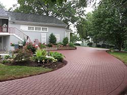 StreetPrint Custom Brick Paved Driveway