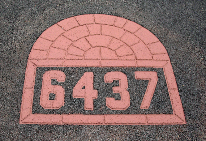 address-markers